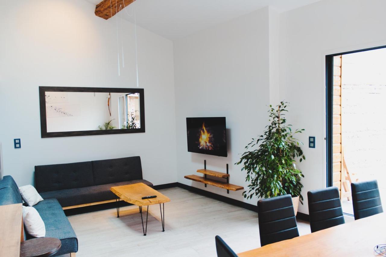 Maison Jardin Petanque, Meett, Airbus, Aeroport, Golf